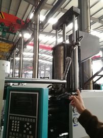 Hanger Products Auto Injection Molding Machine One Cavities Low Failure Rate