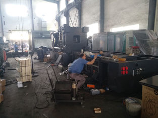1000 Ton Auto Injection Molding Machine For Dustbin Industrial Machinery