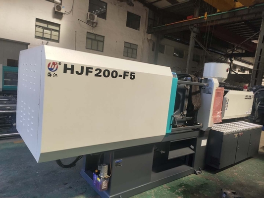 Horizontal Funnel Plastic Injection Molding Machine 5 Ejector Point 800mm