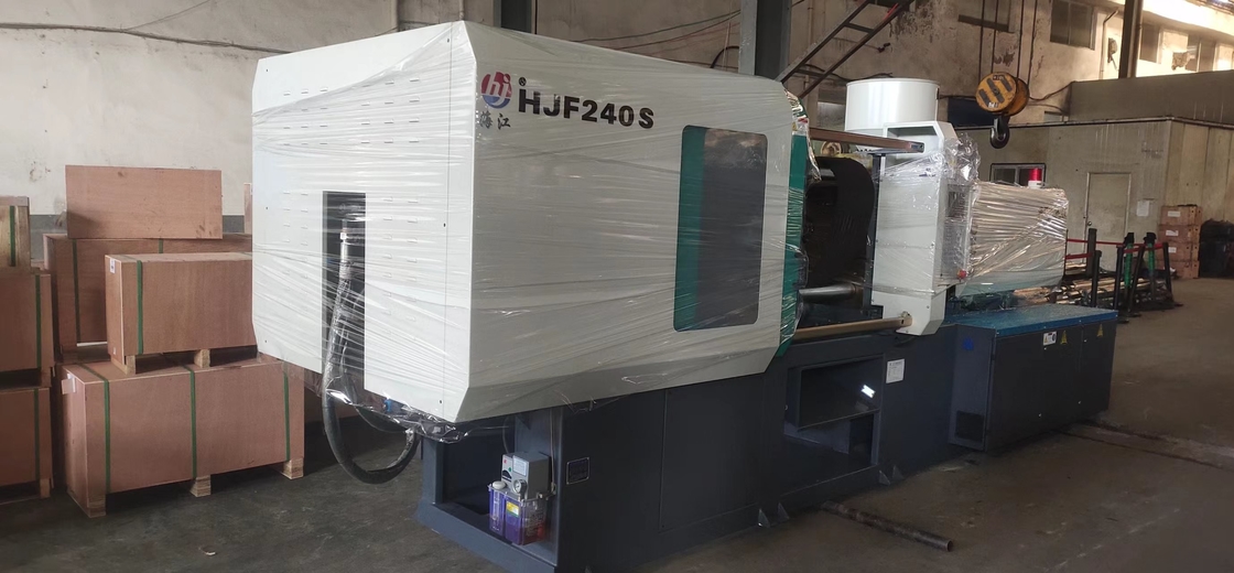 Horizontal Plastic Cup And Cup Cover Injection Molding Machine With High Output