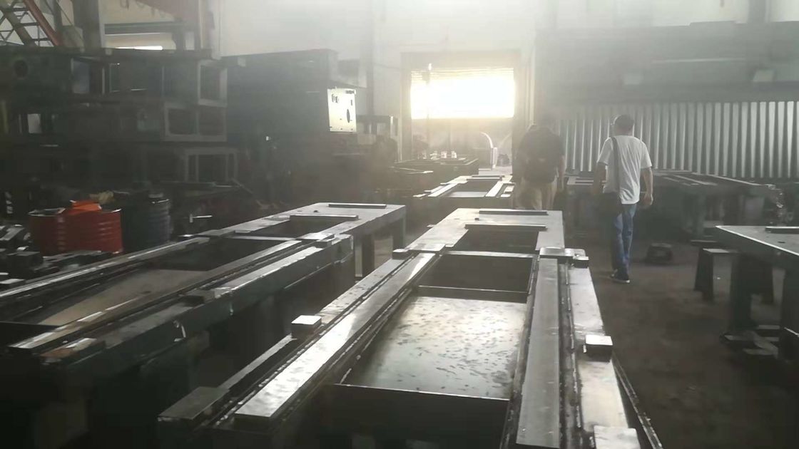 Auto injection molding machine , Haijiang machinery 1660tons horizontal Standard