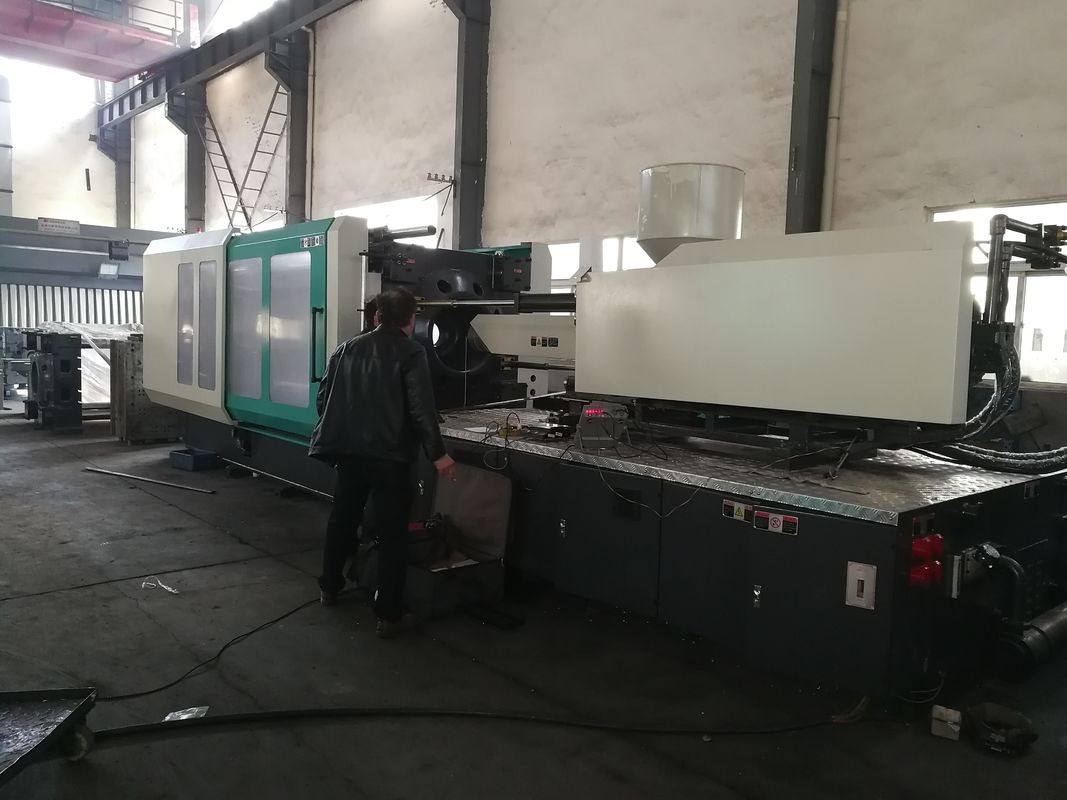 5 Ejector Point Servo Energy Saving Injection Molding Machine 800mm Table Height