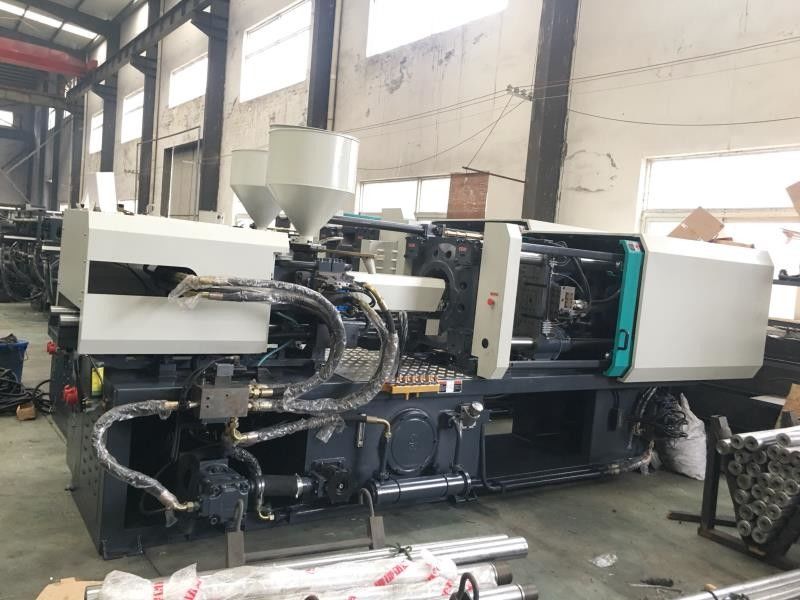 3108 Grams Automatic Plastic Injection Molding Machine For Plastic Products