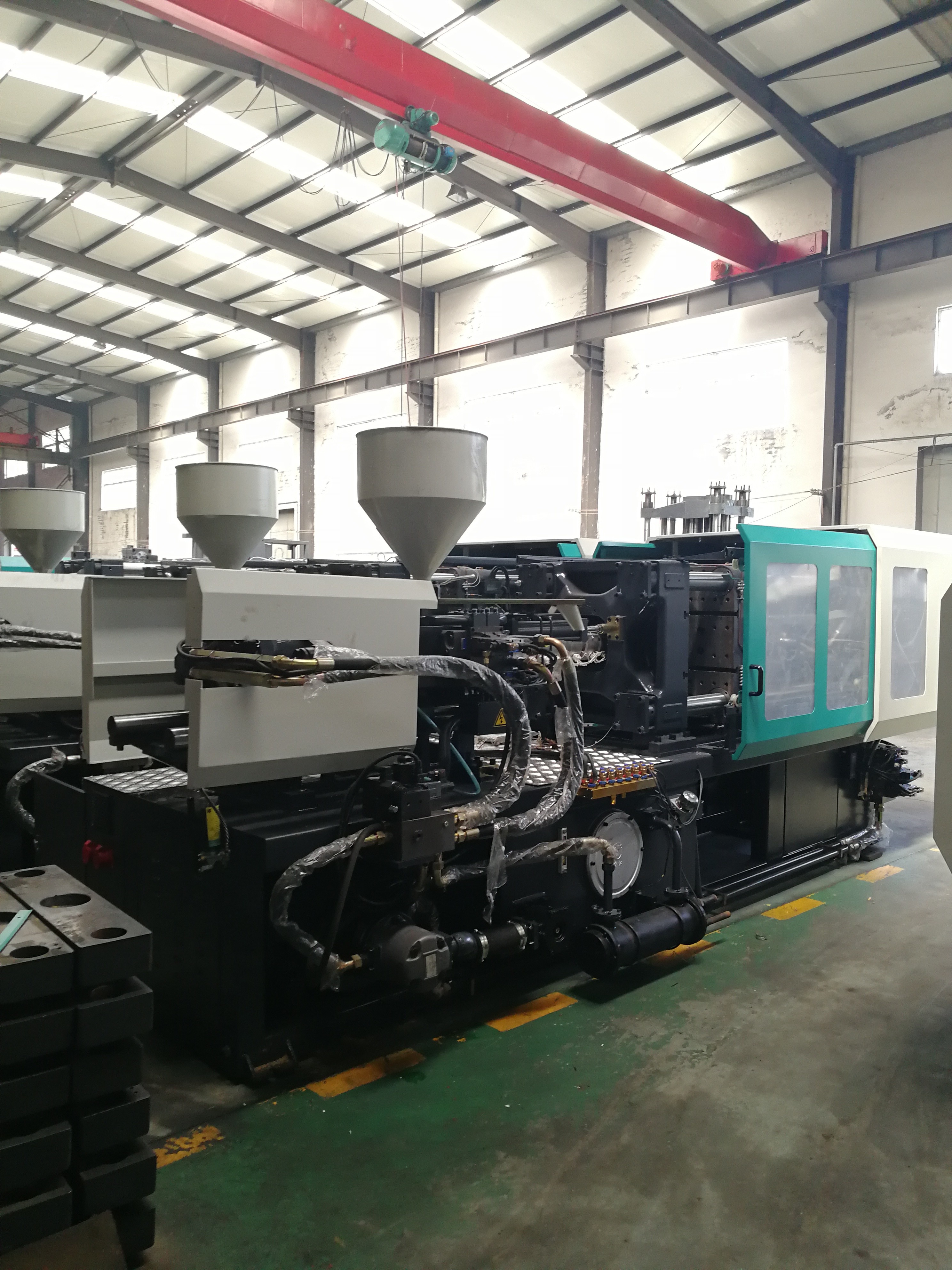 11Kw Horizontal Injection Molding Machine / Servo Motor Injection